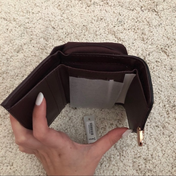 NEW Accessorize Dark Burgundy Small Wallet - Picture 4 of 5